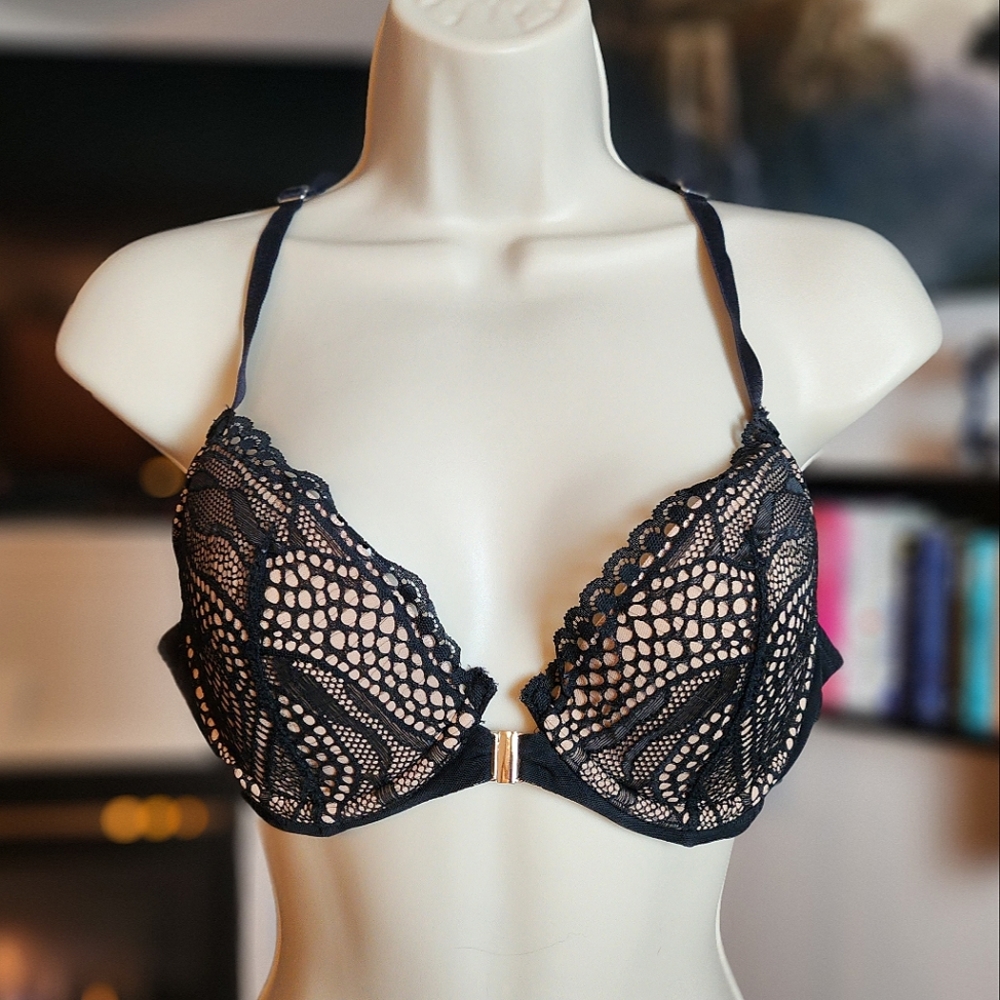 Adore Me Selina Contour front closure racerback bra 36C